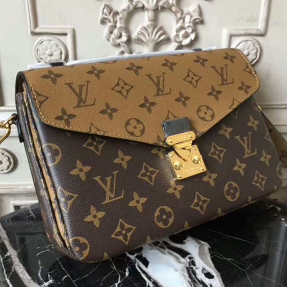 Louis Vuitton Pochette Métis Monogram Reverse Bag M44876