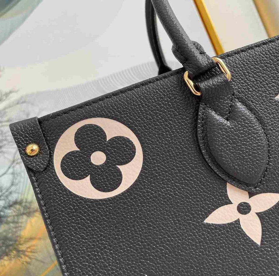 Louis Vuitton Onthego MM Monogram Tote Bag M45495