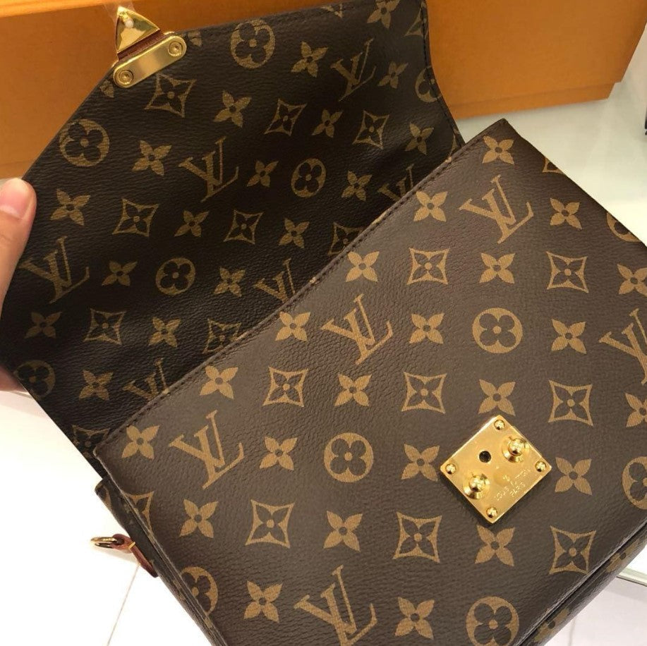 Louis Vuitton Pochette Metis Bag Monogram Canvas M44875