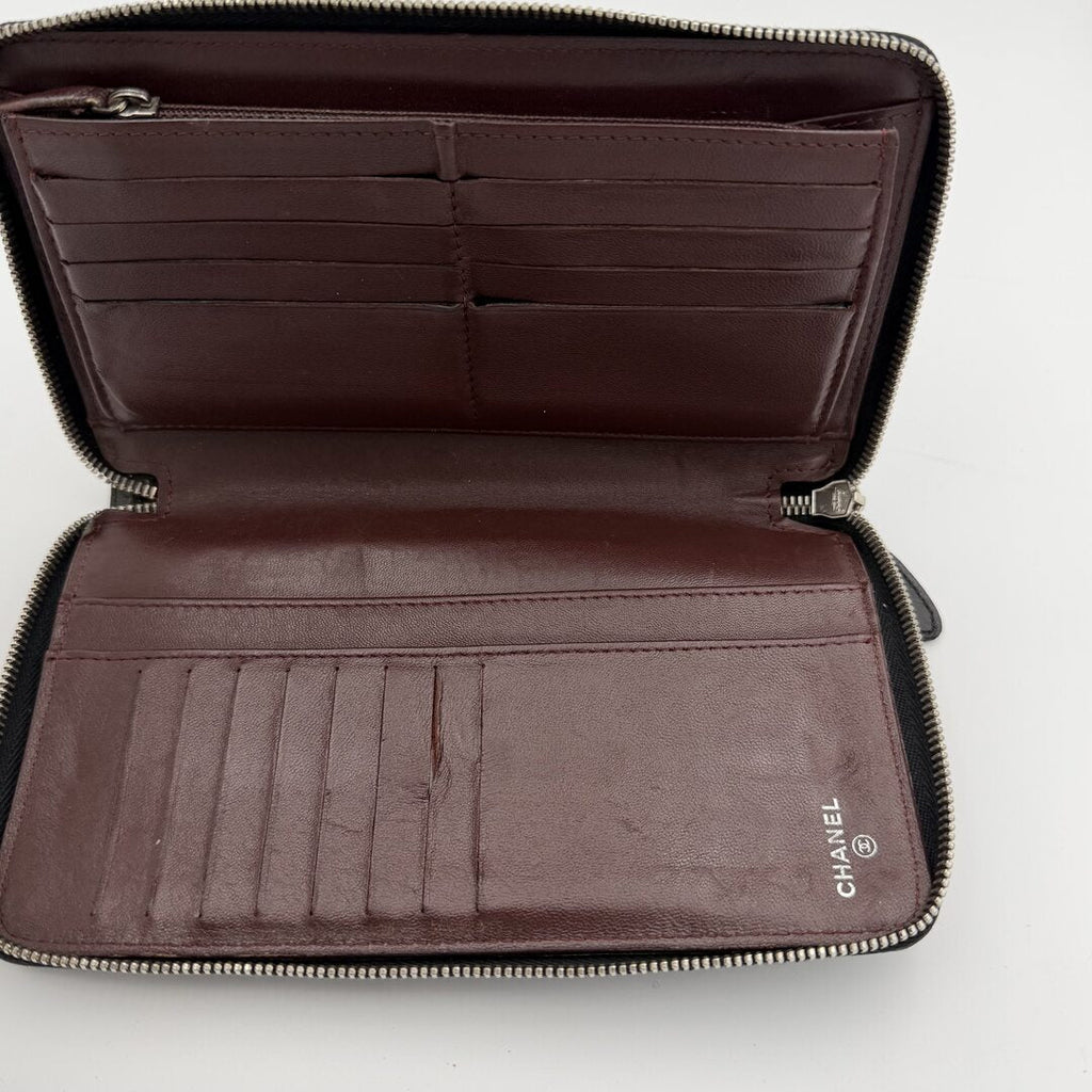 2011 Chanel CC Matelasse Lambskin Black Leather Long Zip Wallet
