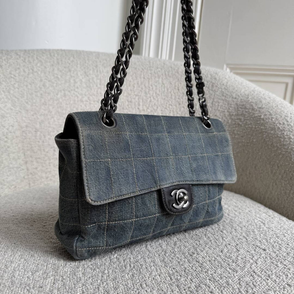2000 Chanel Blue Denim Chocolate Bar Flap Shoulder Bag