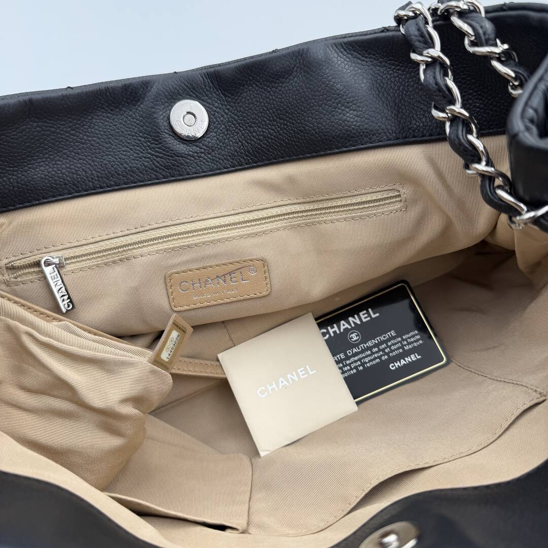 2008 Chanel CC Timeless Expandable Caviar Black Shoulder Bag