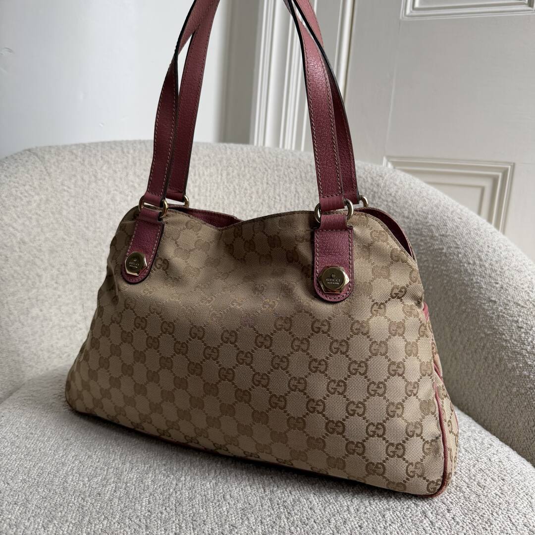 Gucci GG Canvas Charmy Pink Shoulder Bag