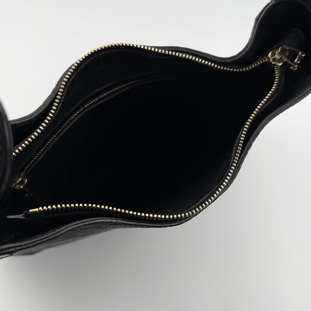 Gucci Guccissima GG Horsebit Black Shoulder Bag
